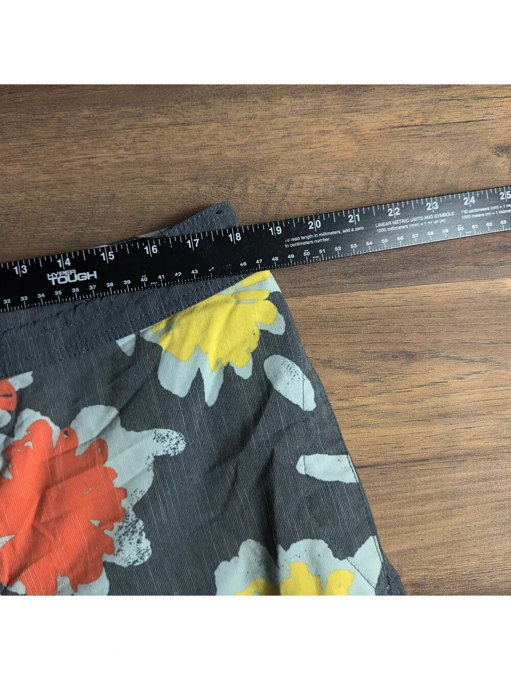 Volcom Stoneys Board Shorts Mens 36 Charcoal Gray Floral